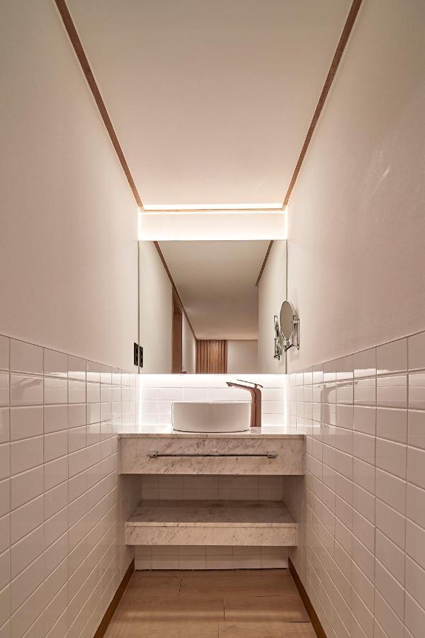 Monday Cracker Hongdae Hotel Seoul Exterior photo